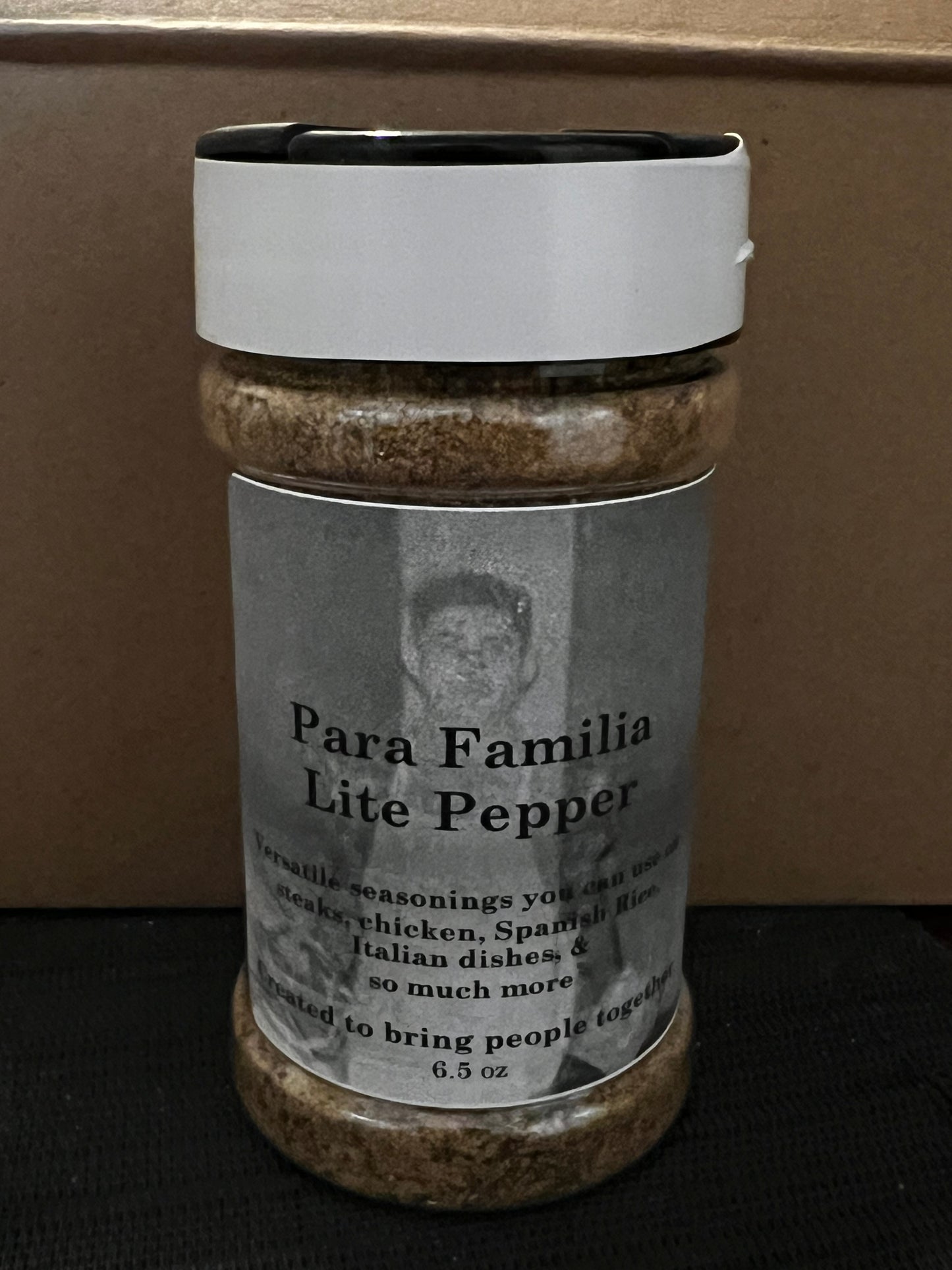 Para Familia - Lite Pepper 6.5 oz Case